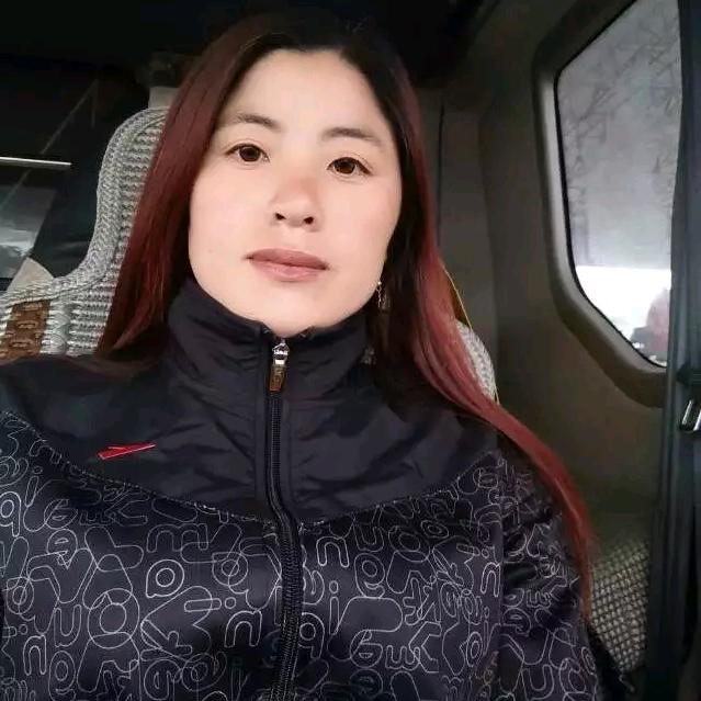 杨丽