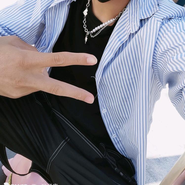 独刘💫半城烟沙