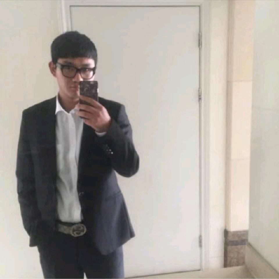 杨少少同学