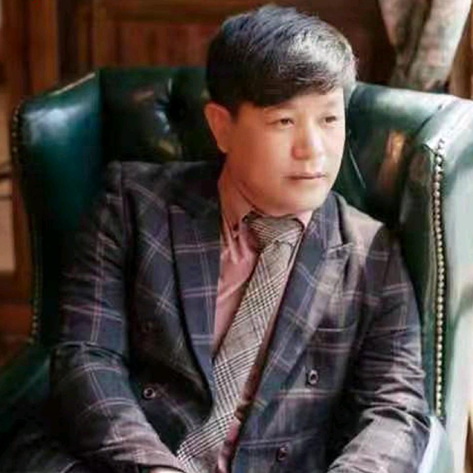 芦笛的诗意世界