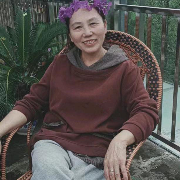李明利