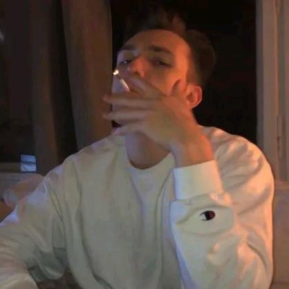 𝒀𝒖𝒆