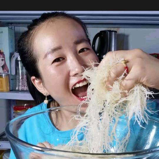 杨子爱吃面