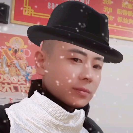 达权店镇骨汤麻辣烫(达高大门对面商业街)