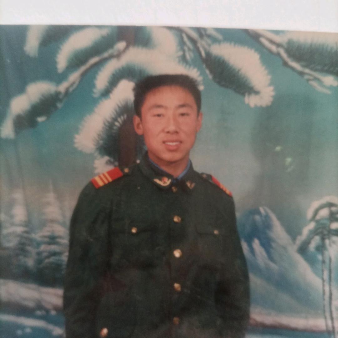 睡在锅边的那颗米