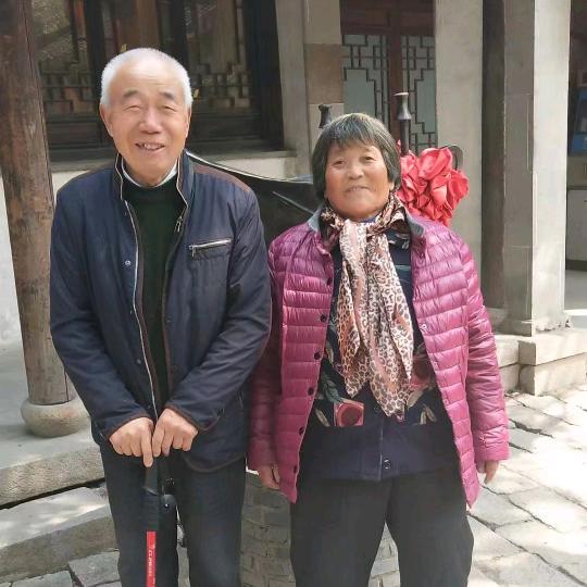 周老师（）