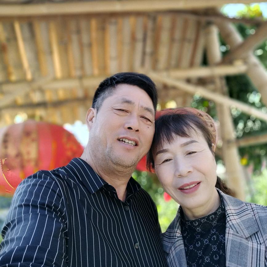 杨姐夫妻