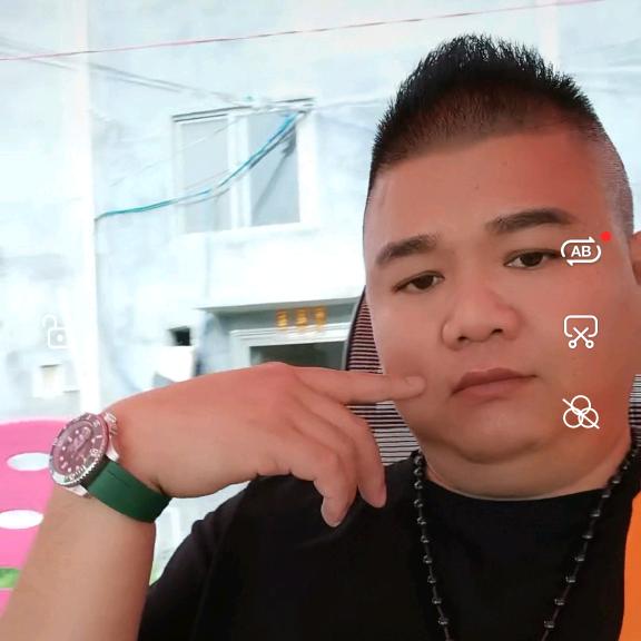 灵山县腾远二手车有限公司