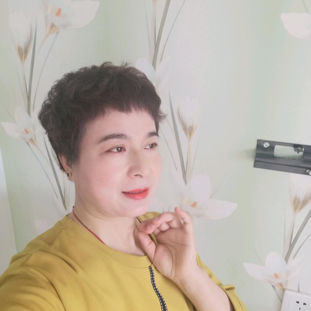 金牌月嫂孟姚