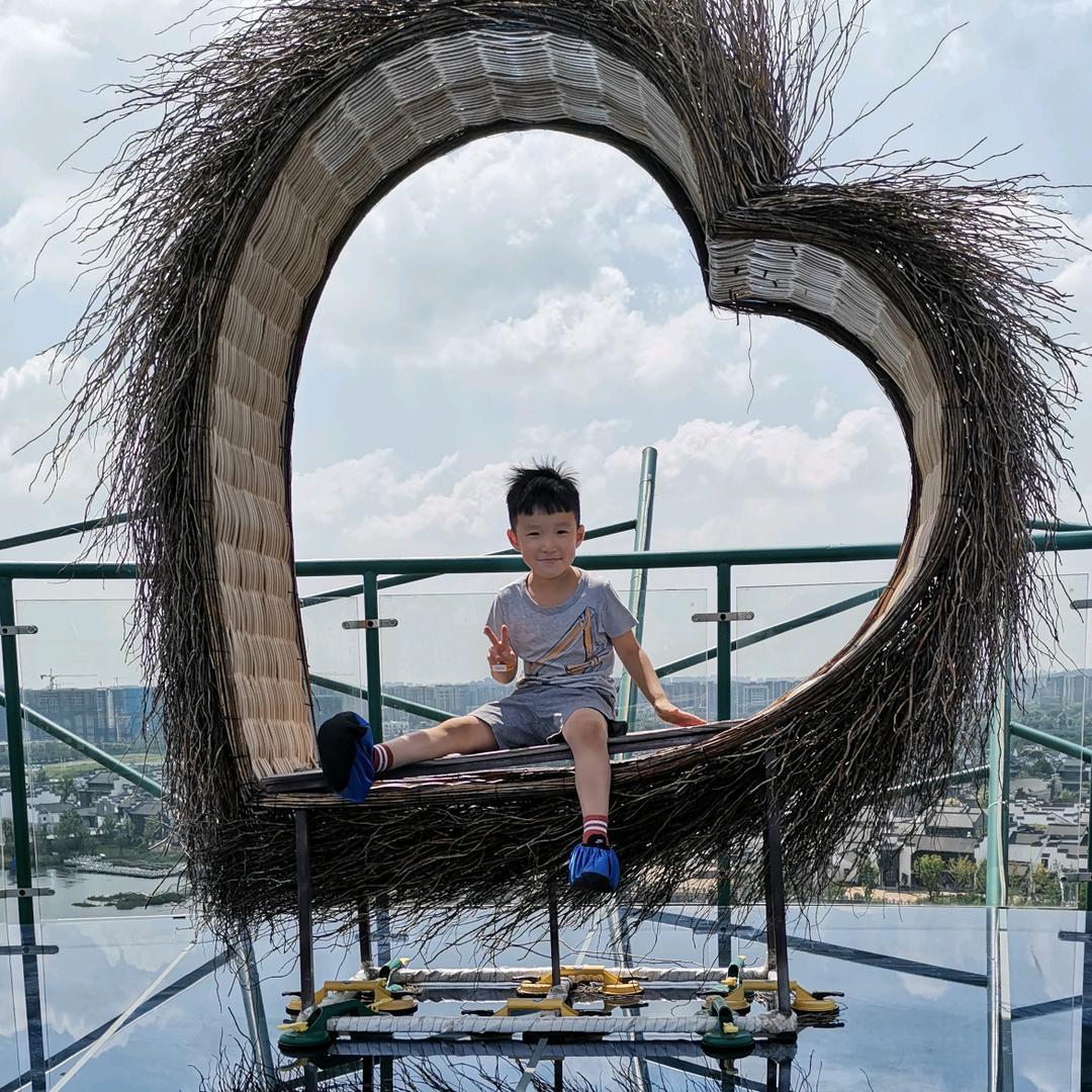 👬钦哥泽弟👬