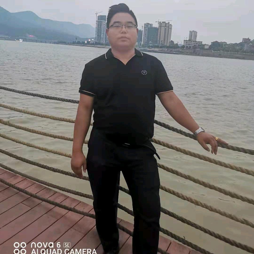 广元瑞达二手车（彬哥）