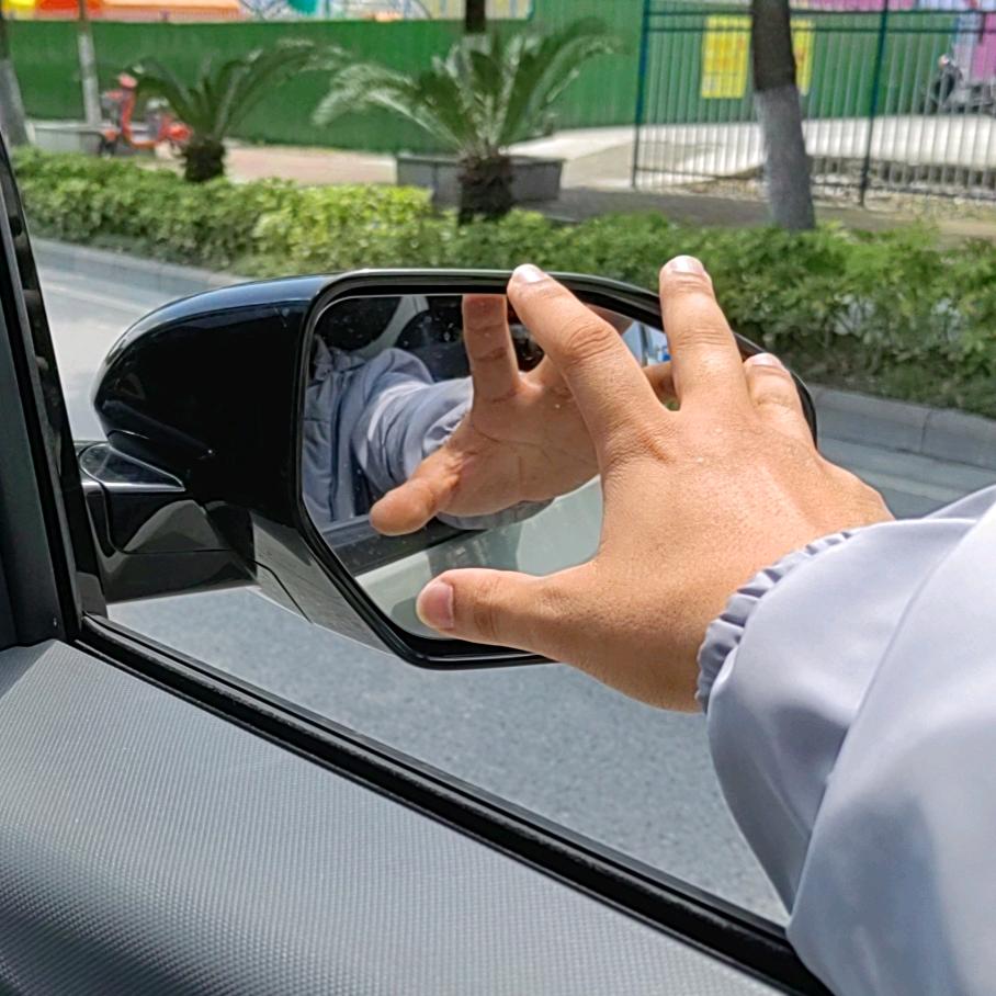 九强（闲时爬爬山）