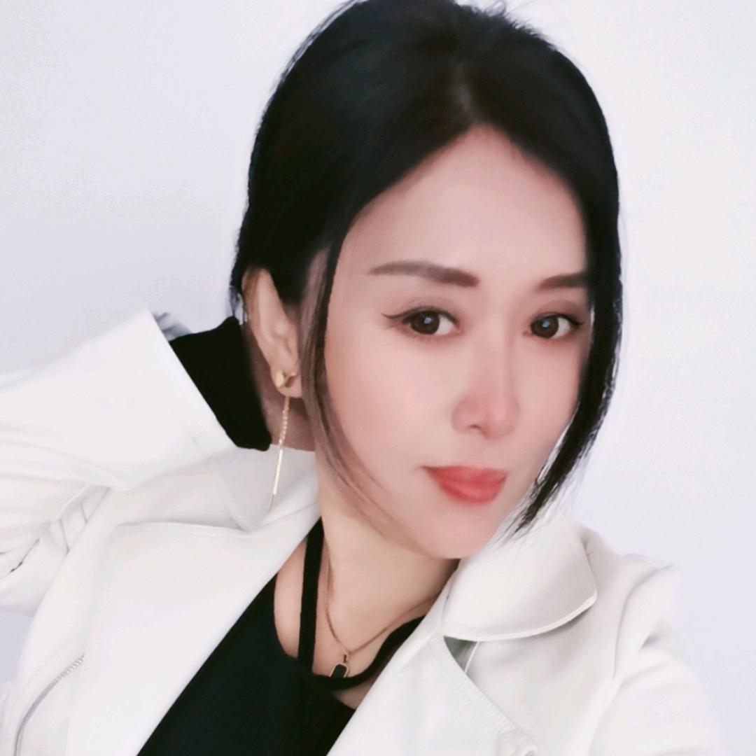 玲玲  （拒绝连赞70后🐮）