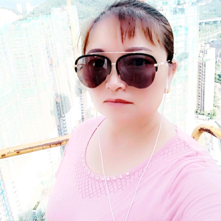 雨过天晴小姐姐。