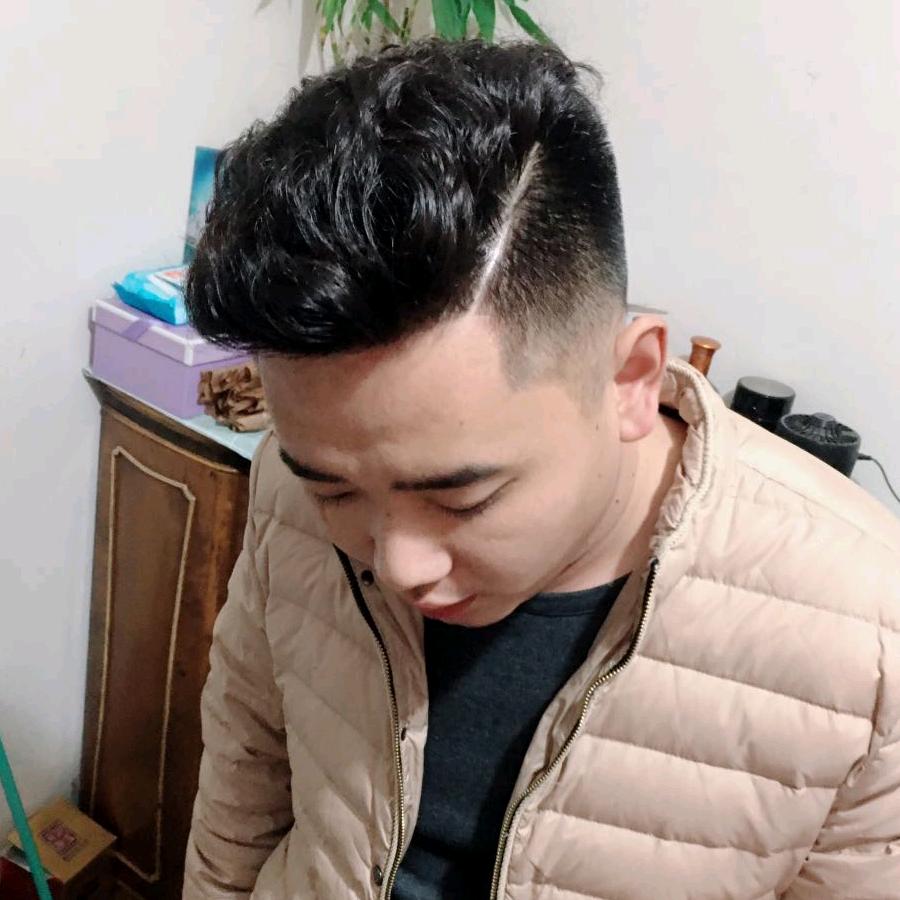 飞飞飞@