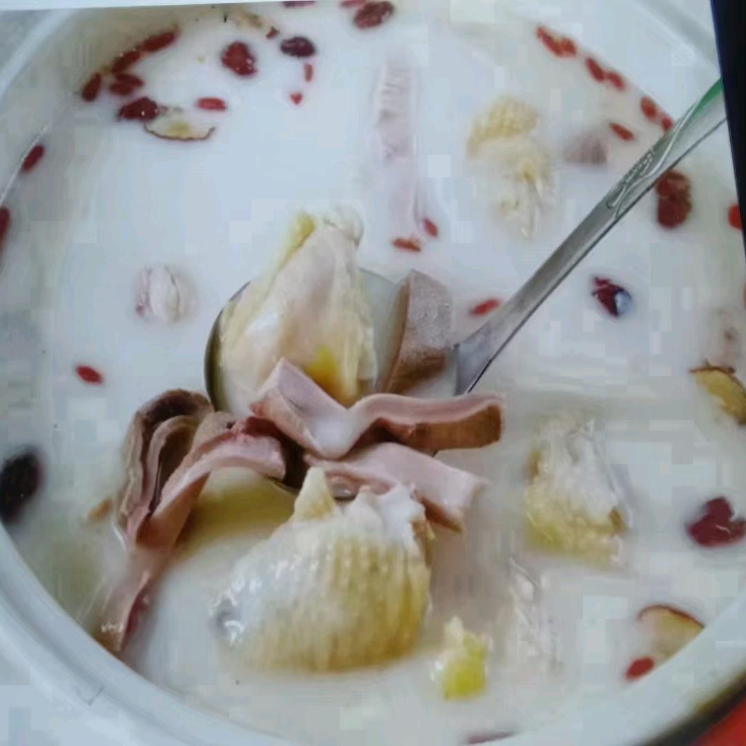 李记淼鑫猪肚鸡汤锅店