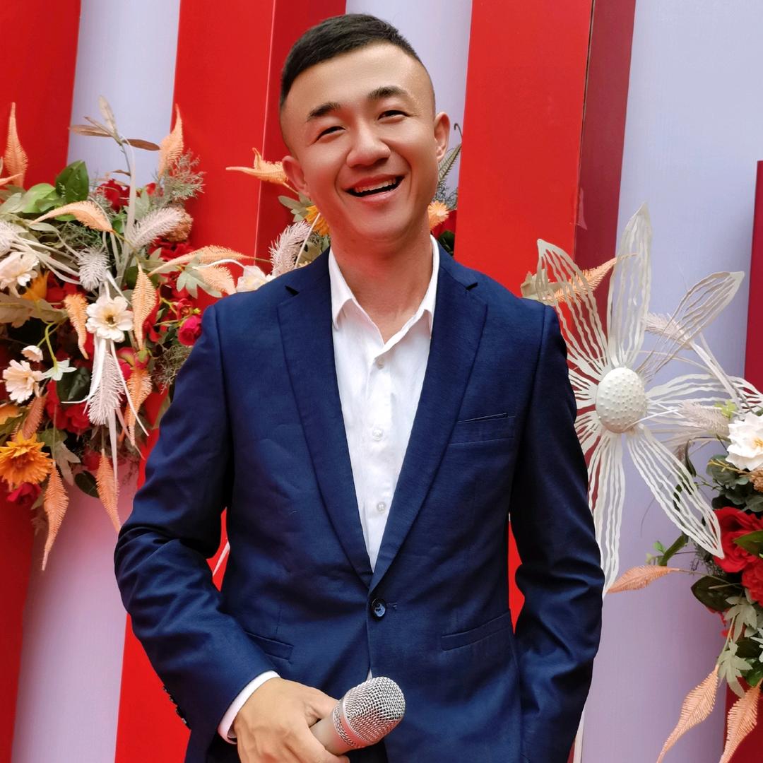 亮亮老师🎙