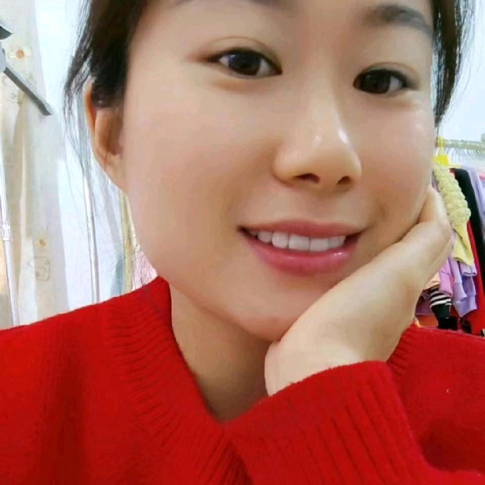 西岭依依家童装