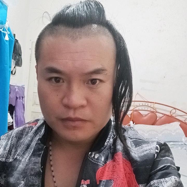 找一个爱自己的人