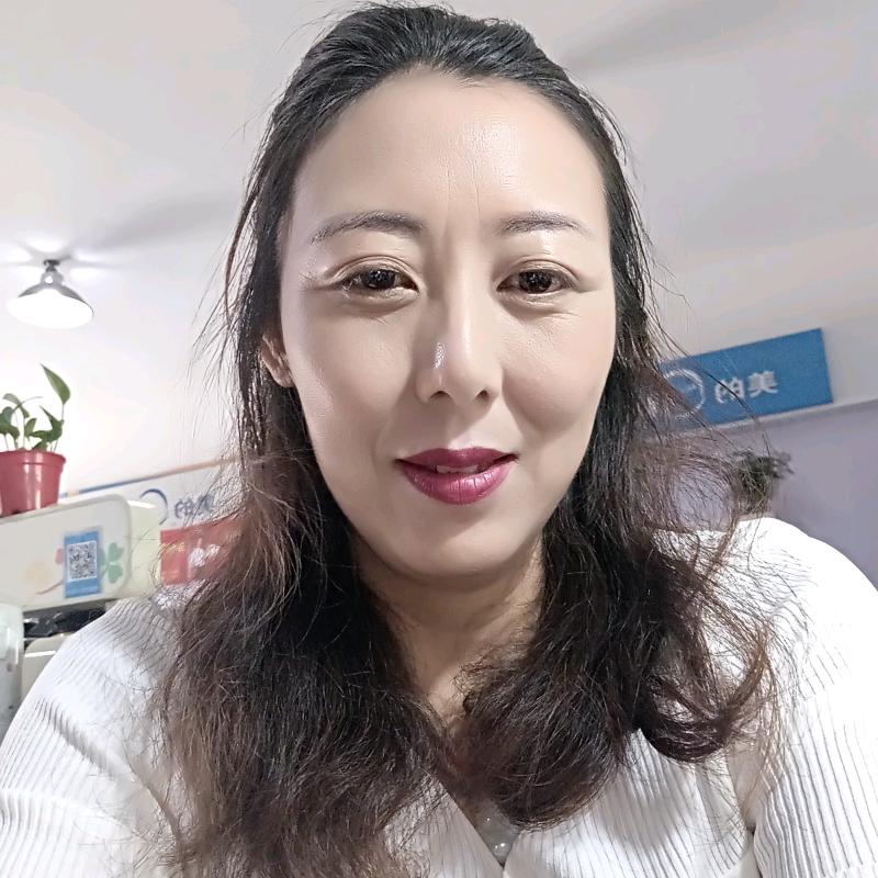 卖五金电器的芙蓉姐姐