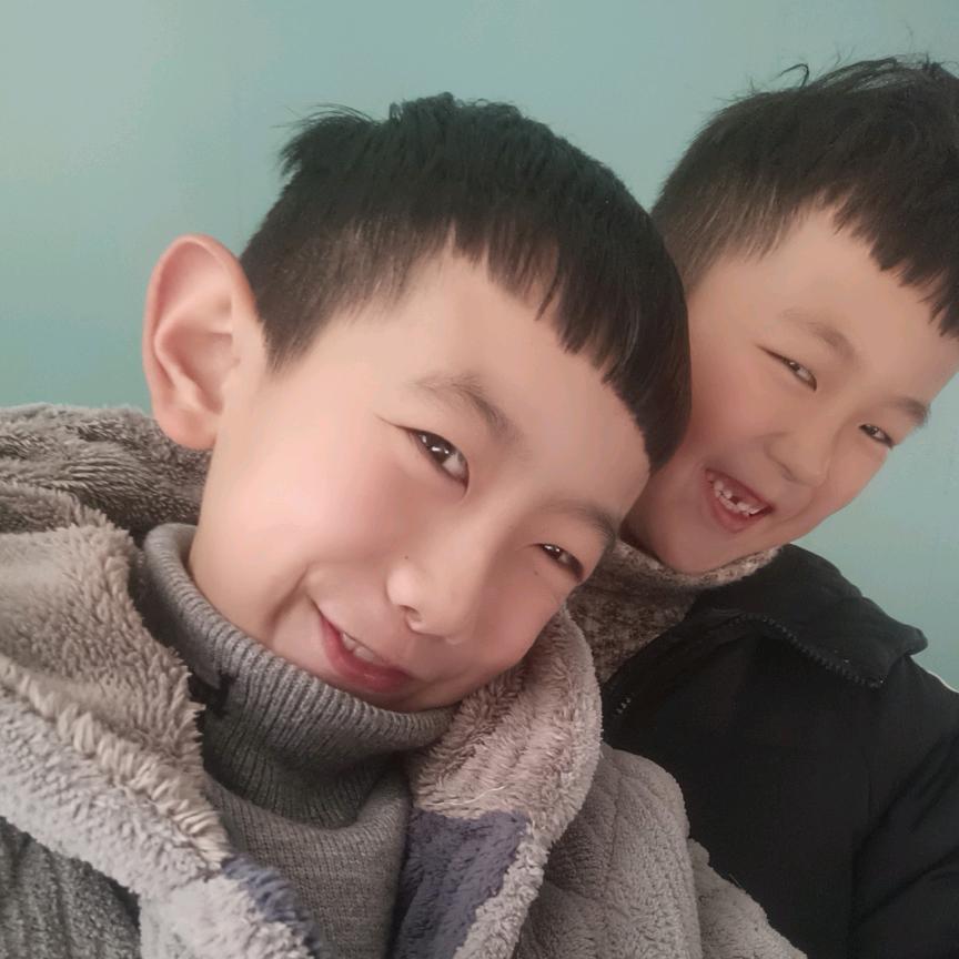 璐璐的两小只呀