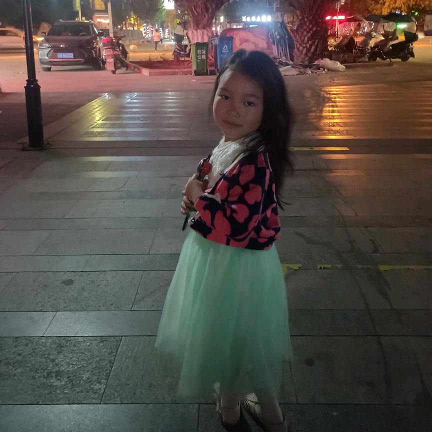 A000000彩虹🌈女装