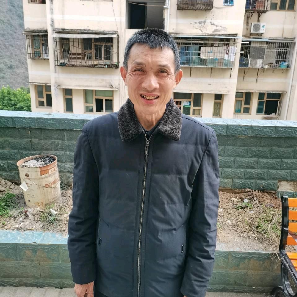 董井银