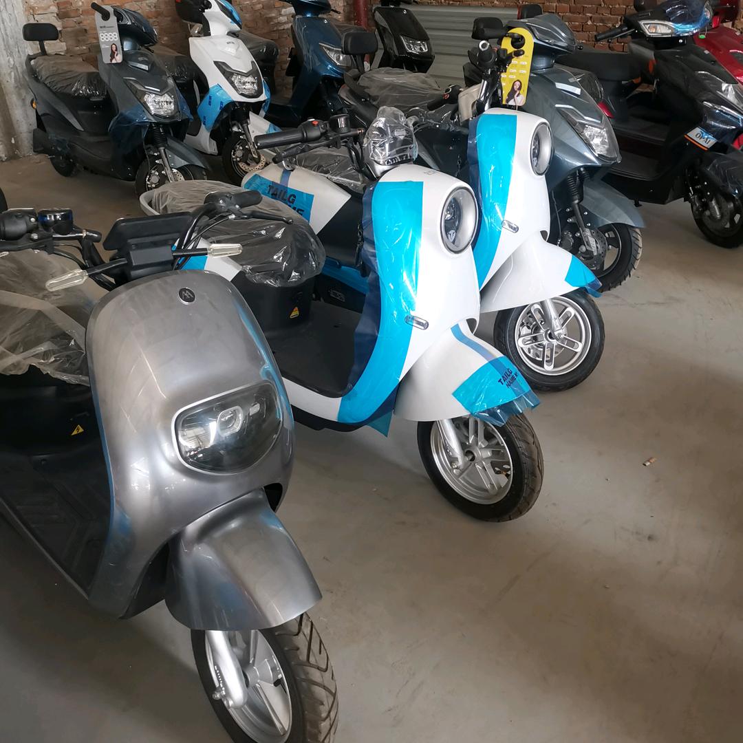 电动车两轮、三轮、四轮批发