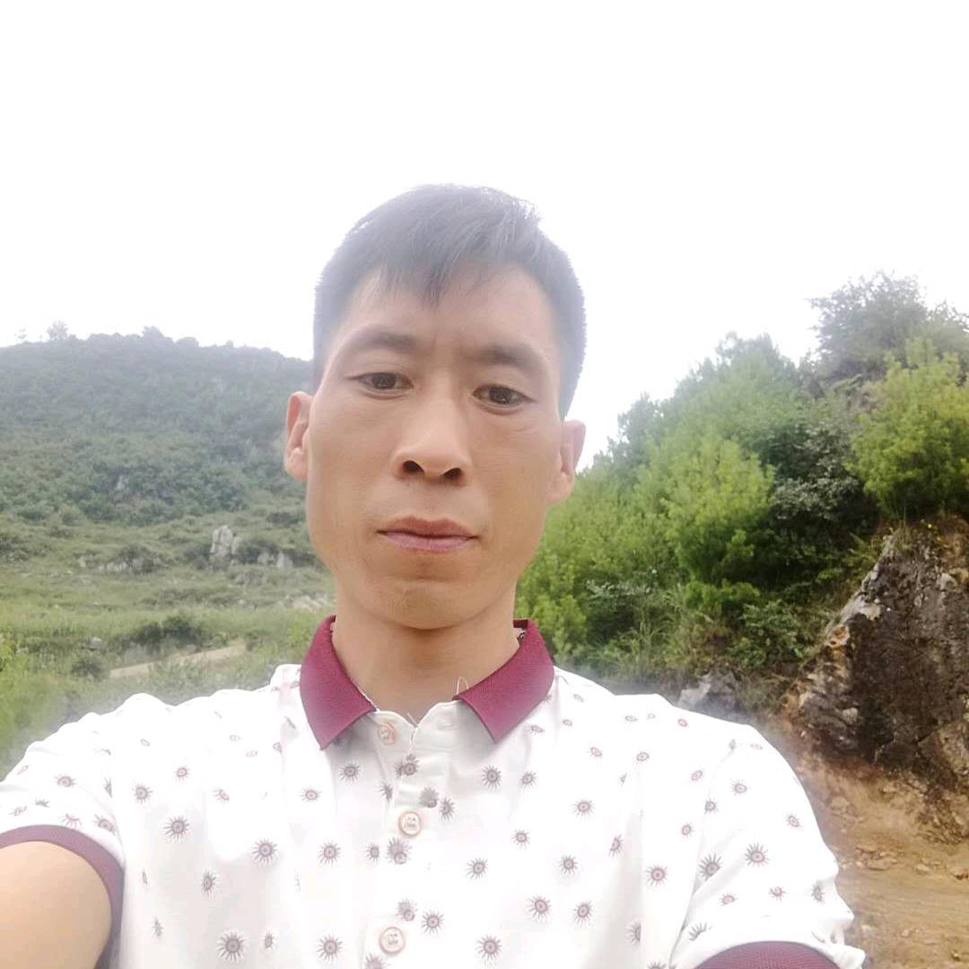 杨明亮