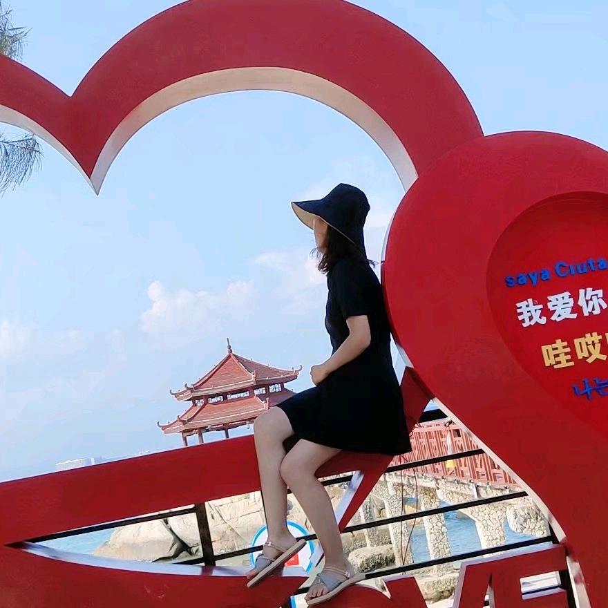 方伟的小家庭