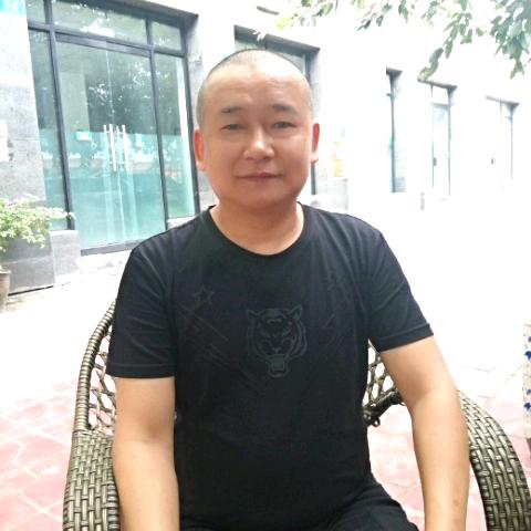 崔万云