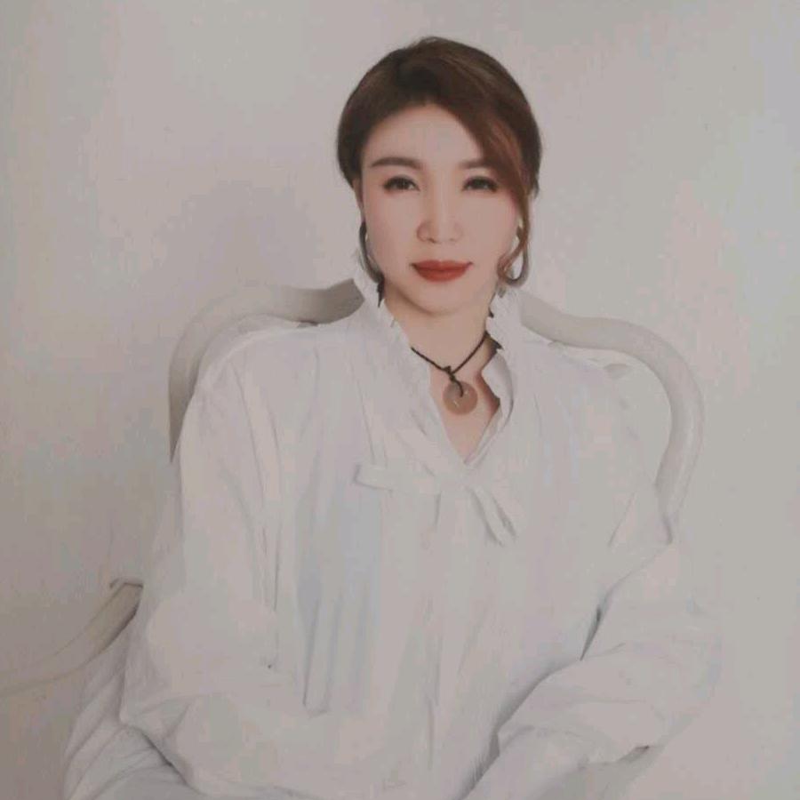 王洪娥曼瑜天雅大区186