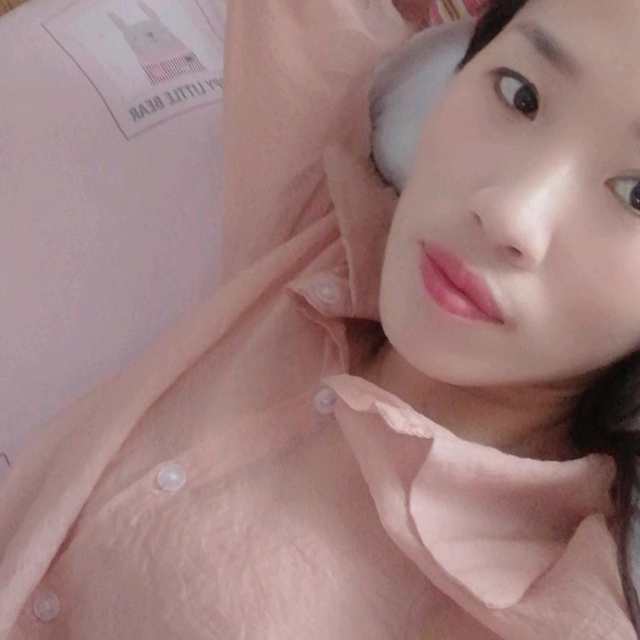 鲁口希芸女装店