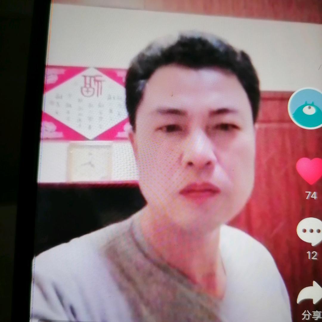 用户805147802108，哦，潇洒