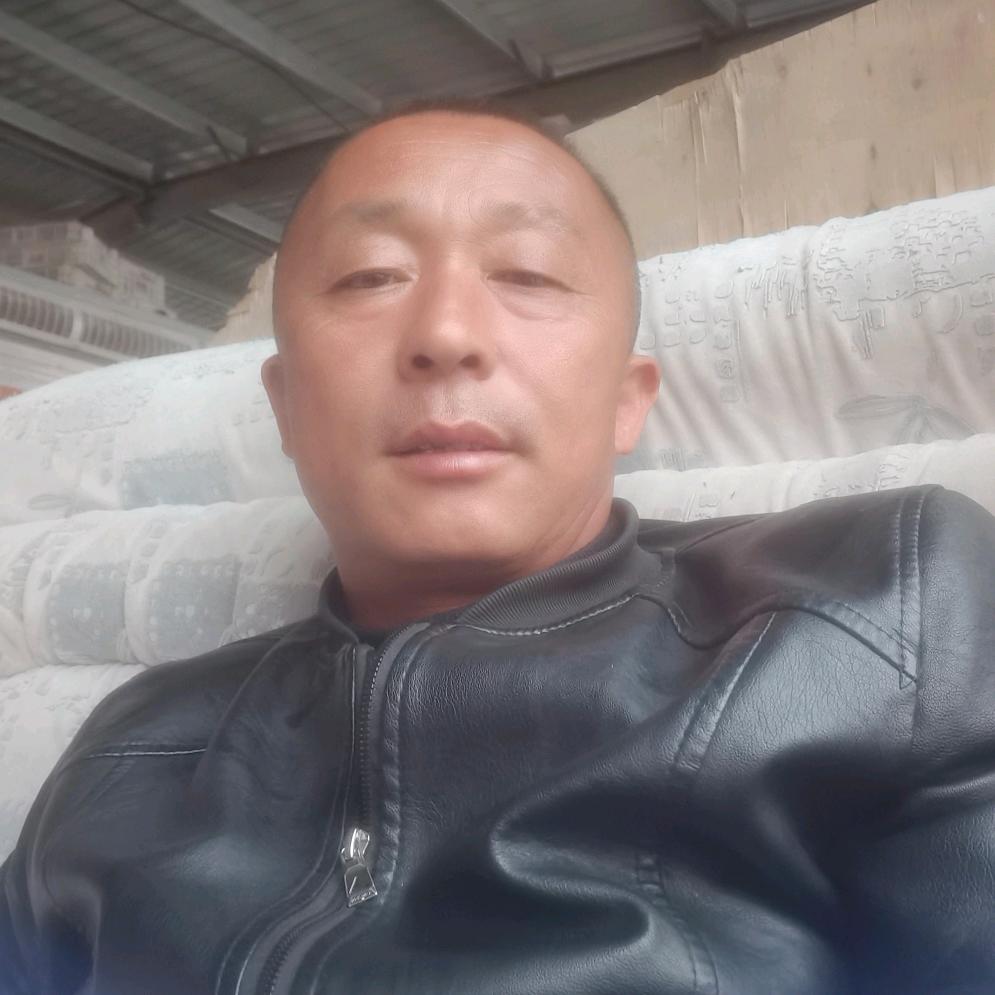 卖梨专业户倪国华