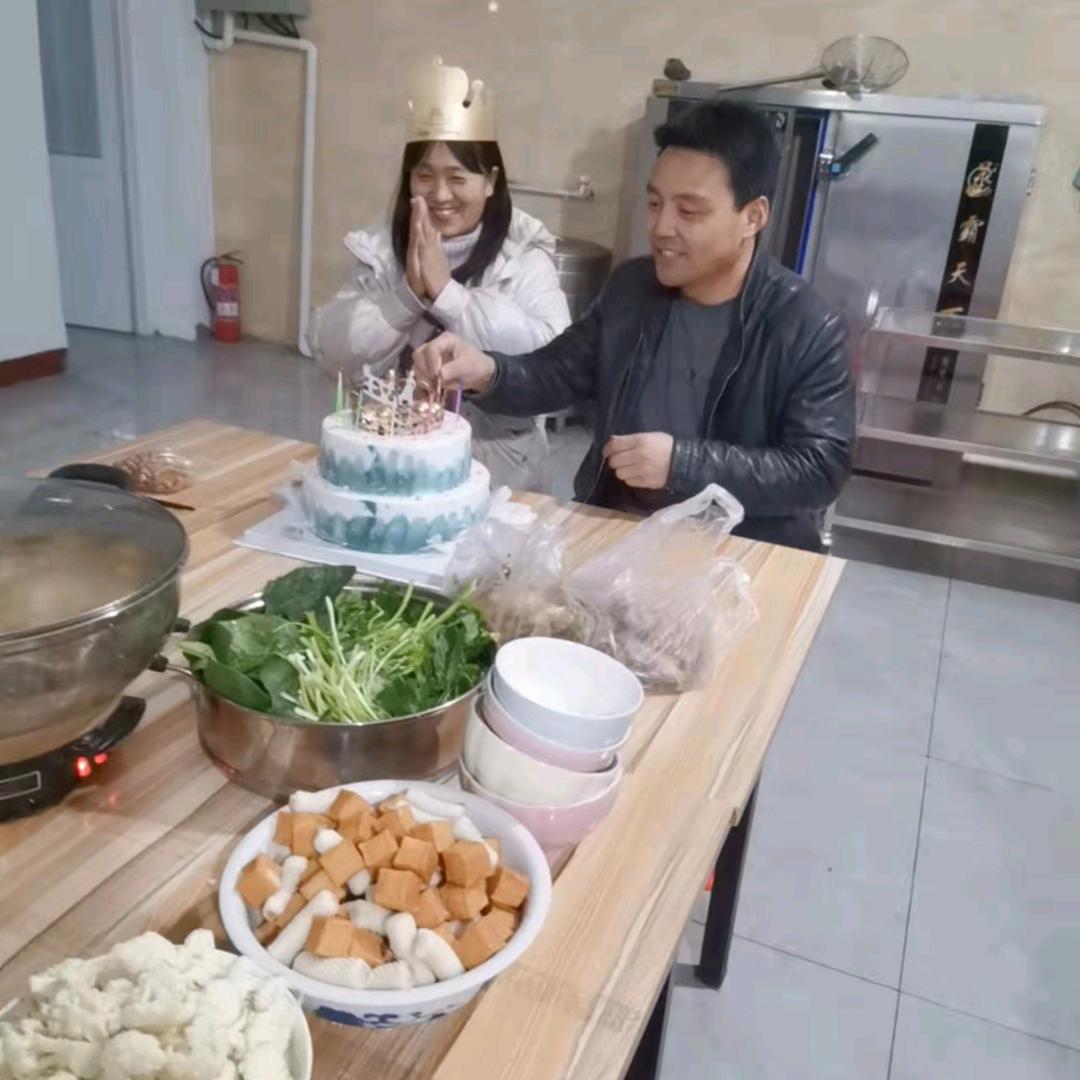 月亮怡家服饰月芳