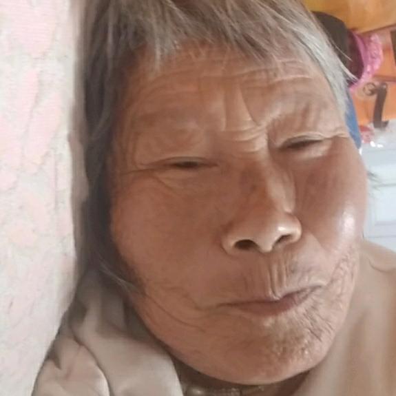 小老太婆