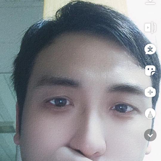 爱养花的老男人