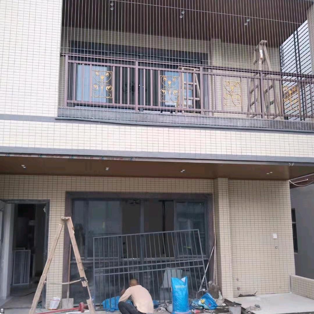 装修、补漏，油漆、电焊，隐形防盗网