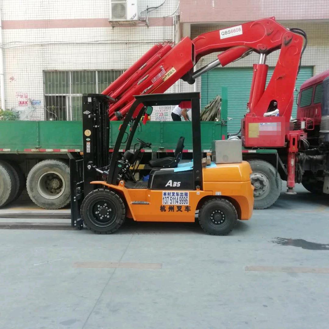 宝安西乡3-10吨叉车出租广诚达装卸服务