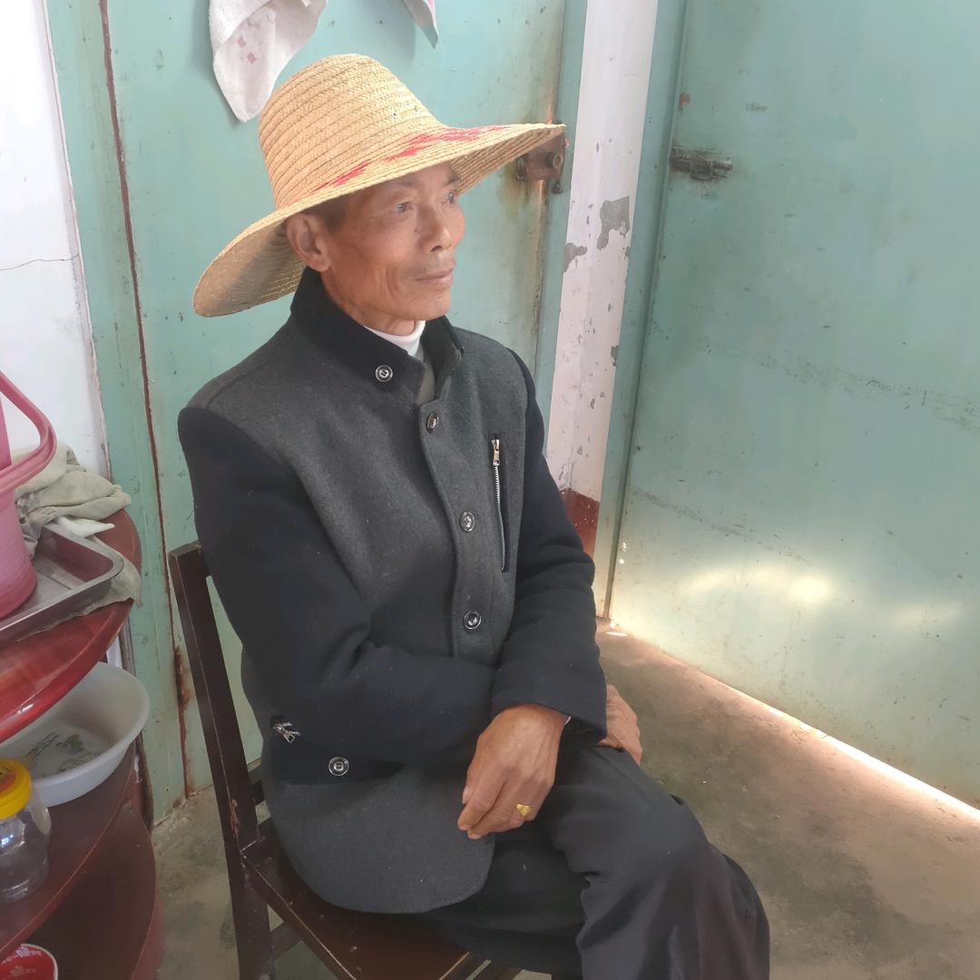 模爹