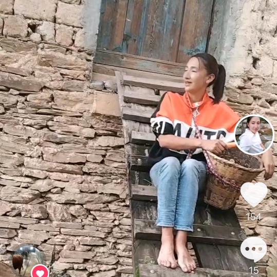 纳西，春爱