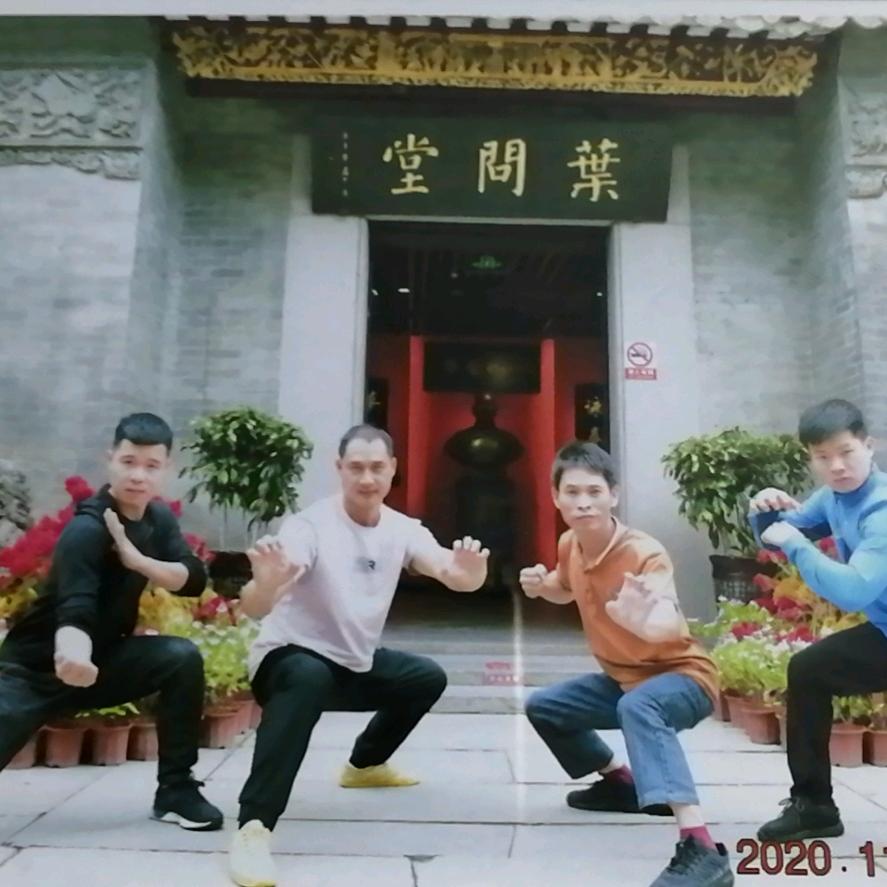 黄上兴(化州市国术龙狮健身馆)