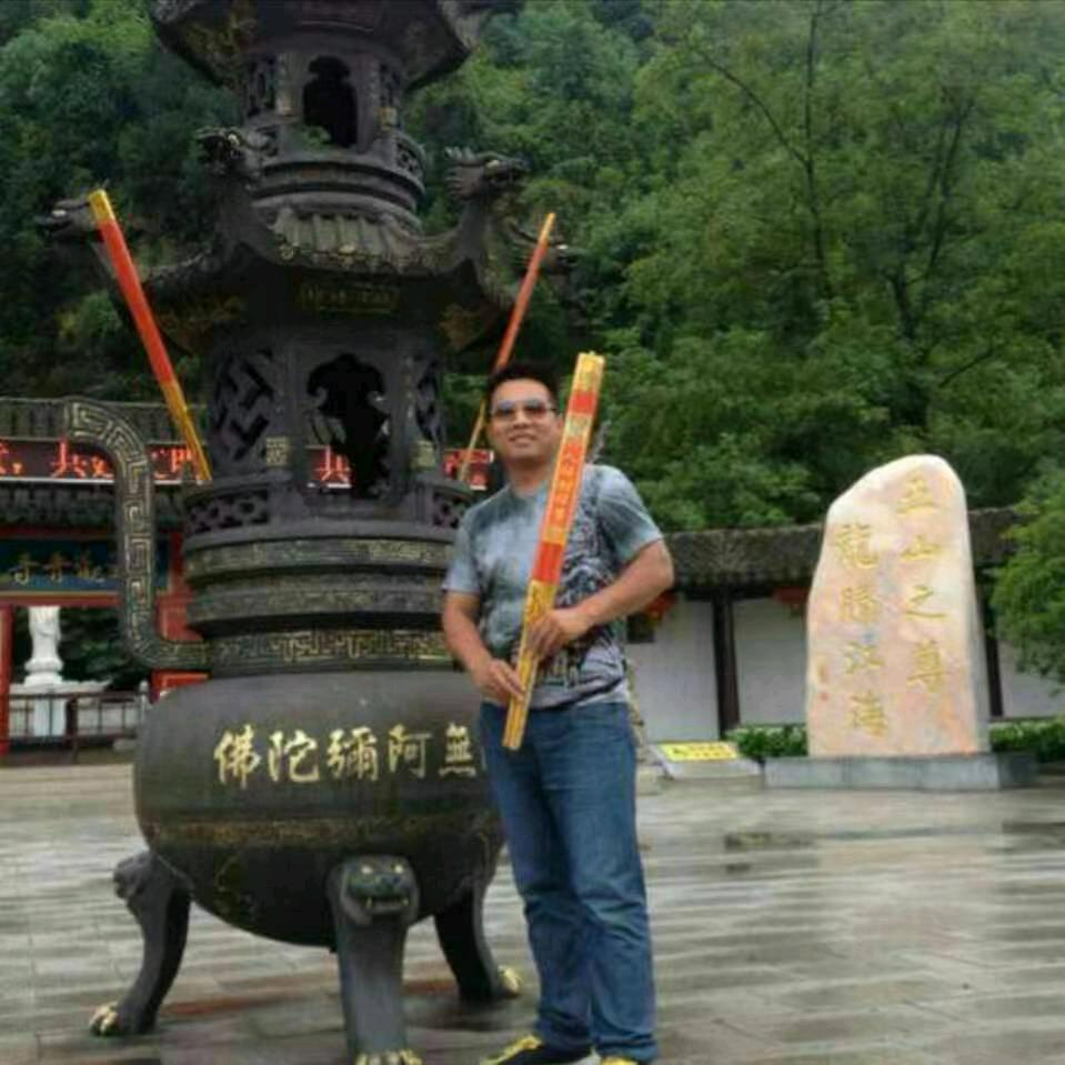 长期收购库存面料、辅料、服装