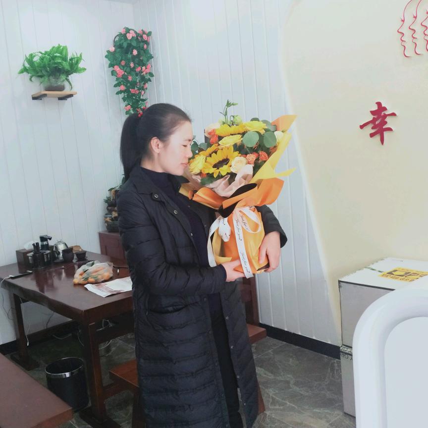 怀化幸福湾美容养生  吴姐
