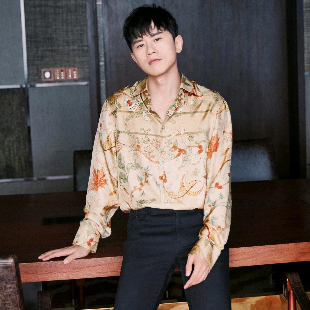 大狮子和小乌龟