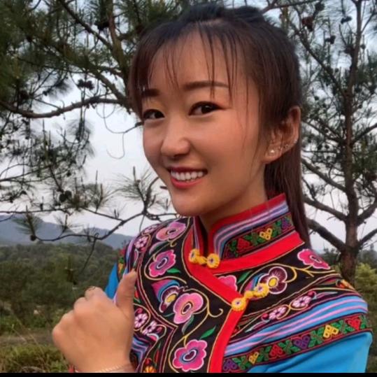 彝族 姑娘🔥小陆@抖音