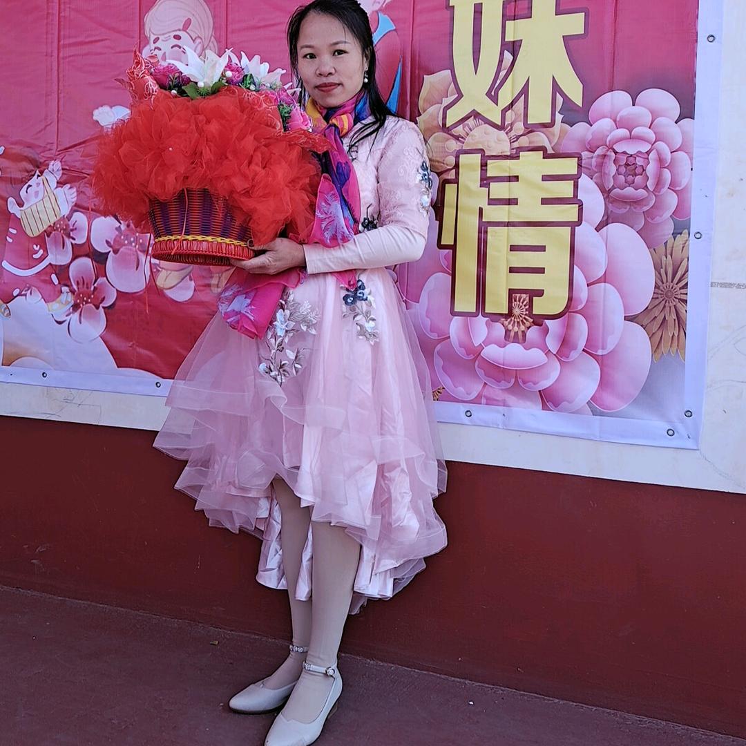 ꧁ღLing玲💞꧂