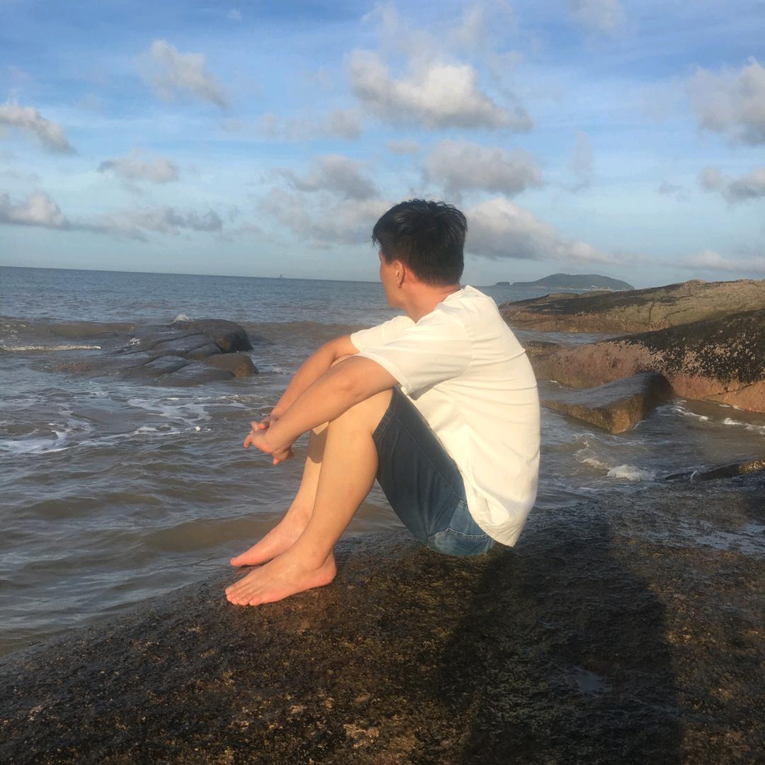 周林个性艺术核雕