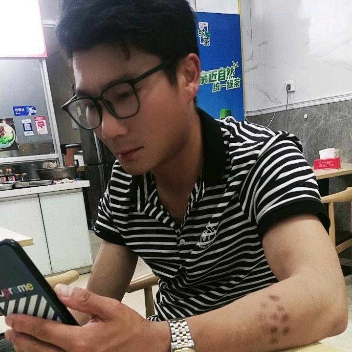 宿普二哥（贴砖班组）